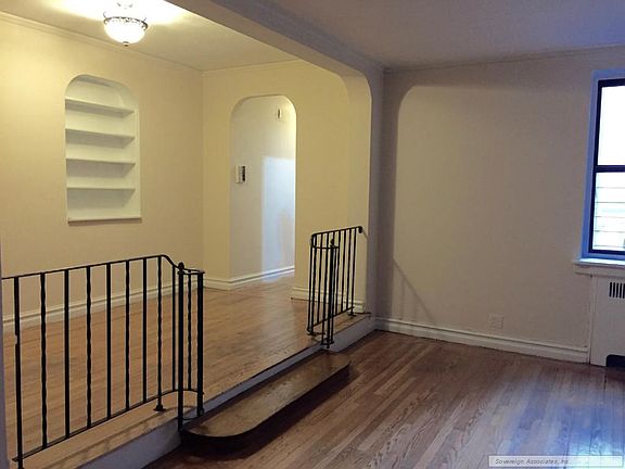 2nd image of 235 Seaman Ave APT 2E