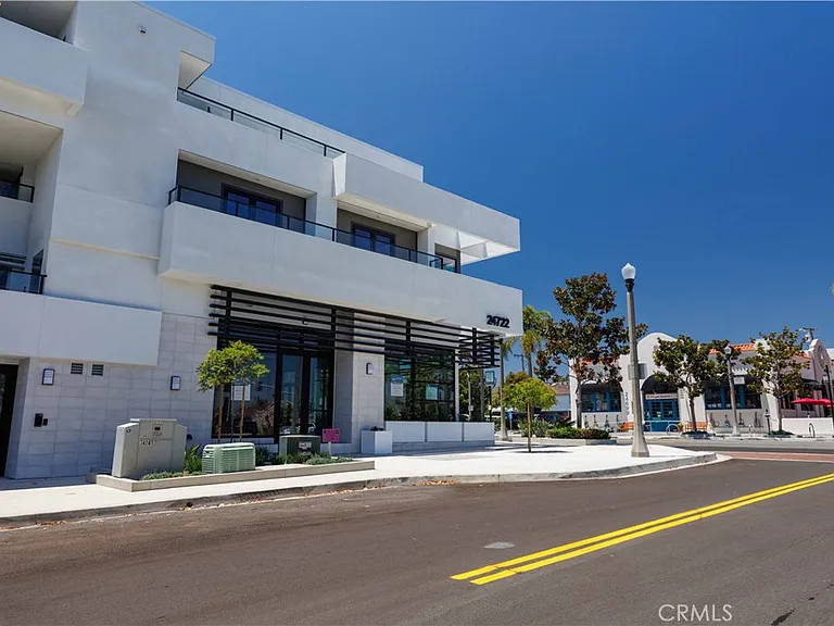 24722 Del Prado — Photo 7