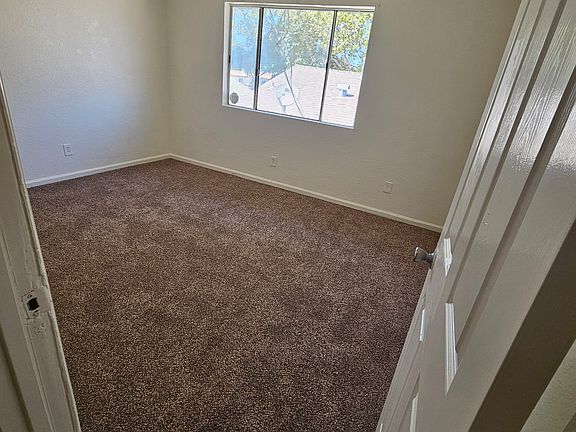 4th image of 721 Woodrow Ave #C