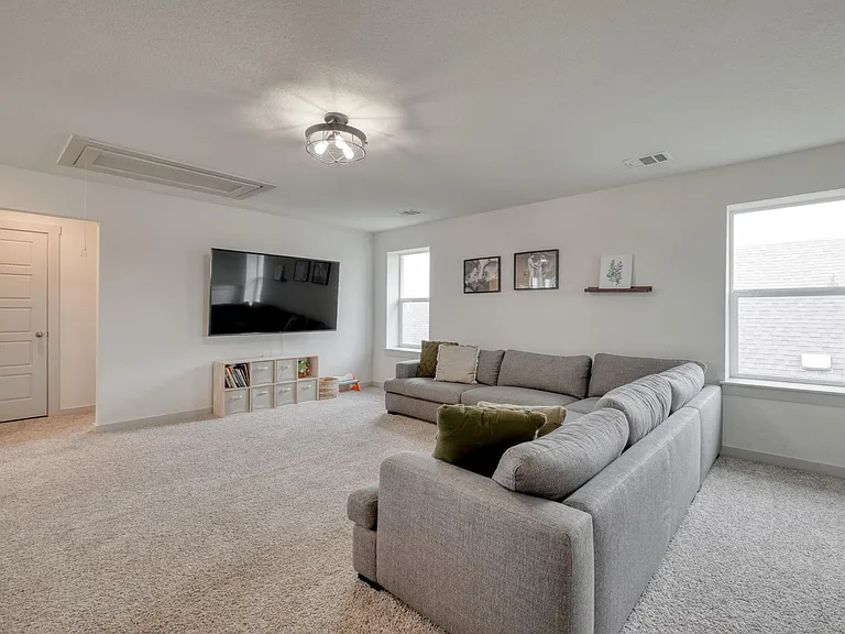 14005 McArthur Dr — Photo 26