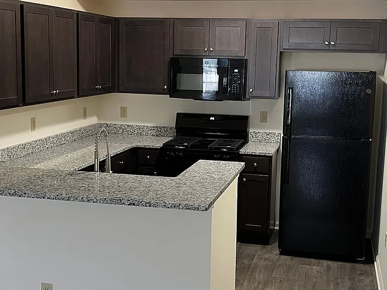 Spring Creek Apartments — Photo 85