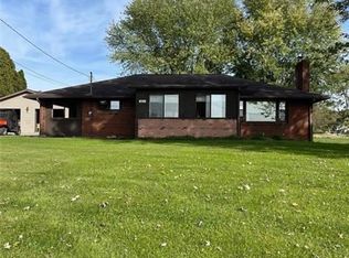 535 Hall Rd, Butler, PA 16001