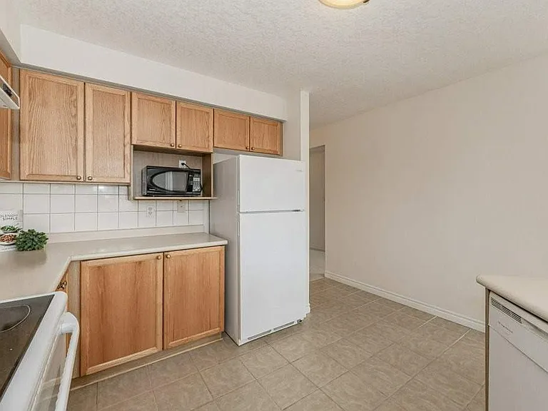 735 Karlsfeld Rd — Photo 29