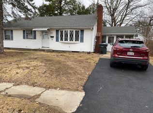 107 Champlain Ave, Springfield, MA 01151