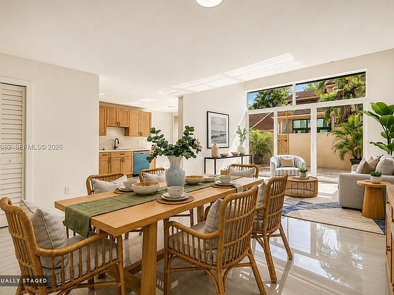 5th image of 11621 SW 90th St