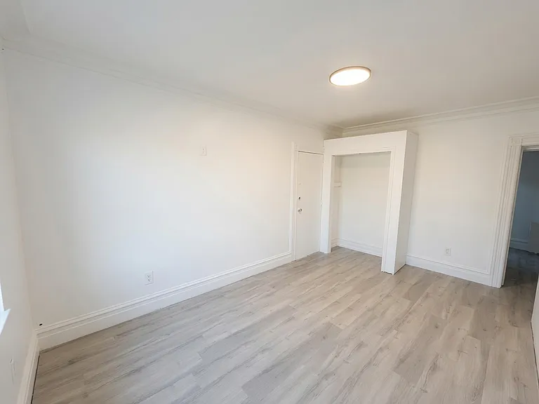 211 Burhans Ave #2 — Photo 3