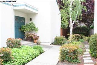 1st image of 4362 Valley Ave