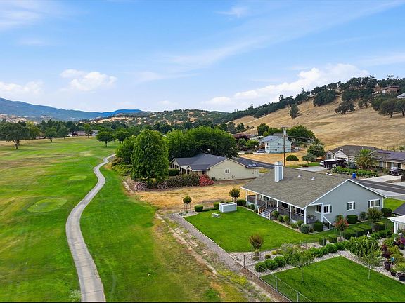 4th image of 18663 Hidden Valley Road