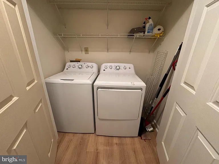 7423 Laura Ln — Photo 20