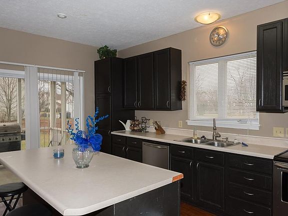 4th image of 10639 Kensworth Dr