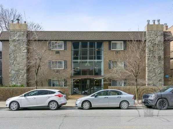 4334 N Clarendon Ave APT 101, Chicago, IL 60613