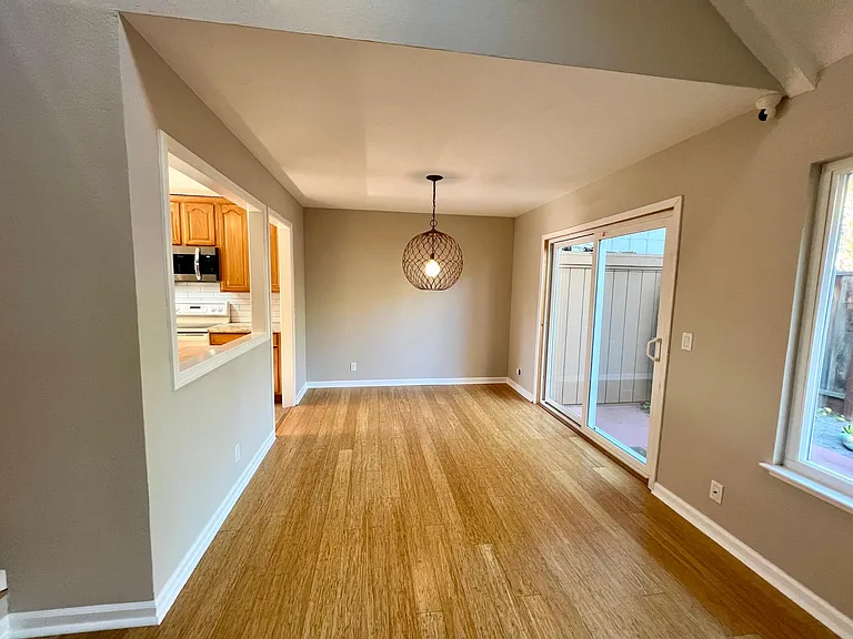 248 Pine Wood Ln — Photo 5