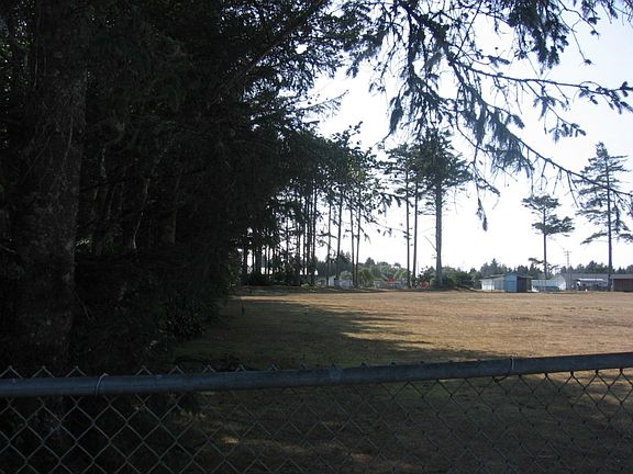 4th image of 461 Duck Lake Dr NE