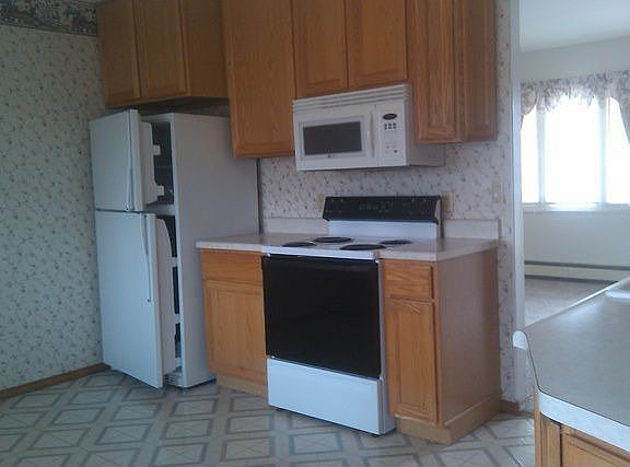 5th image of 305 Cairns St