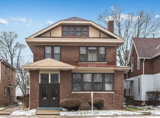 2823 Washington Ave, Racine, WI 53405