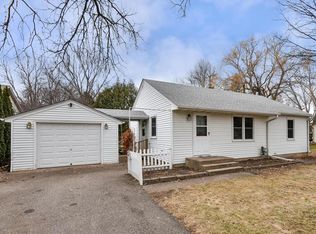 537 River Rd W, Delano, MN 55328