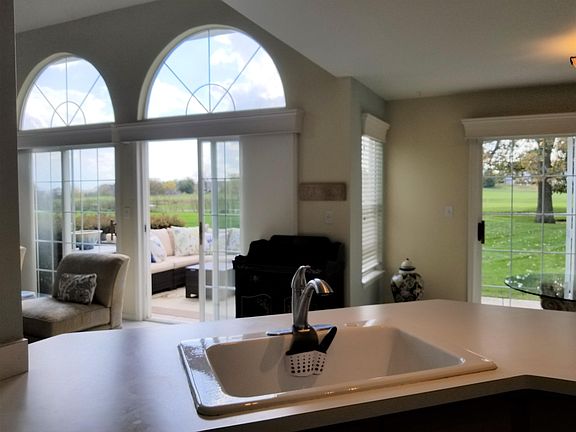 5th image of 913 Eagleton Dr #46-11