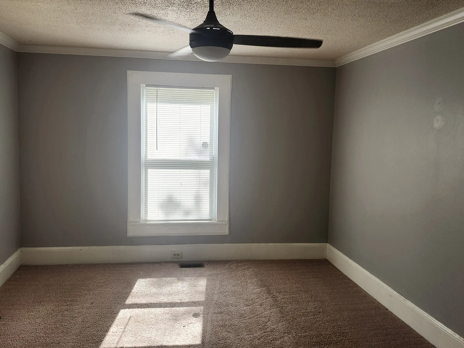 2 bed, 896 sqft, $1,000 — Photo 4