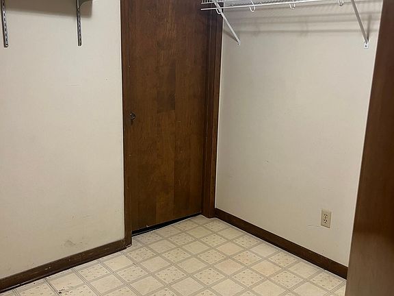 3rd image of 1407 Ohio St