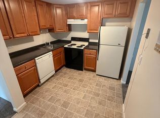 384 Great Rd APT B102, Acton, MA 01720
