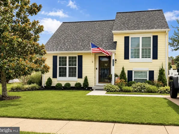 8 Eva Ct, Baltimore, MD 21220