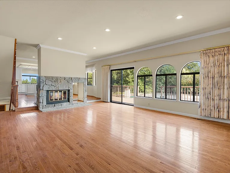 27220 Carrington Cir — Photo 17