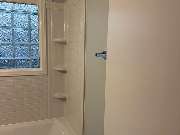 3rd image of 408 N Center St #408