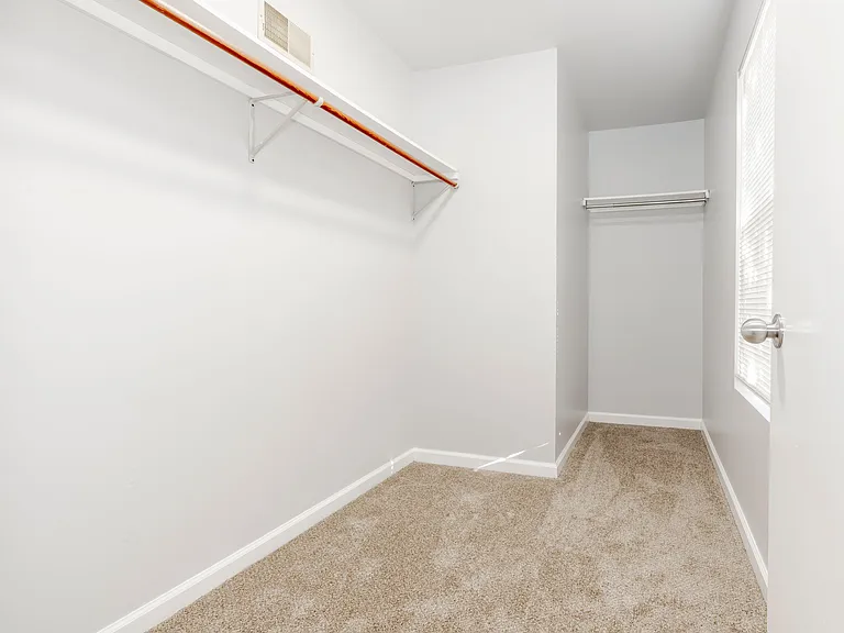 516 Broadway #B — Photo 4