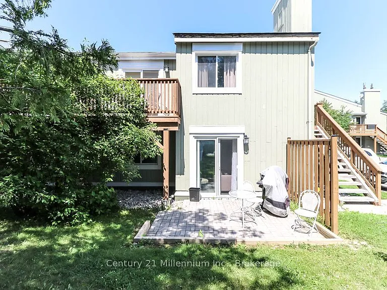 15 Dawson Dr #6 — Photo 19