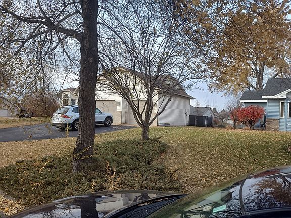 2nd image of 4824 89th Cres N