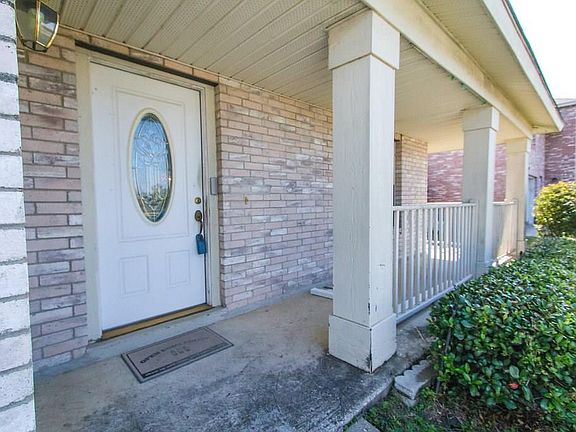 4th image of 3168 Pine Valley Dr