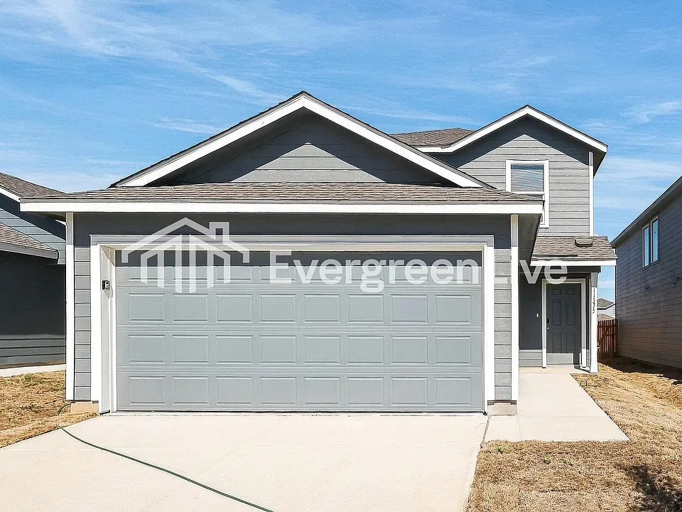 11335 Evergreen Rose