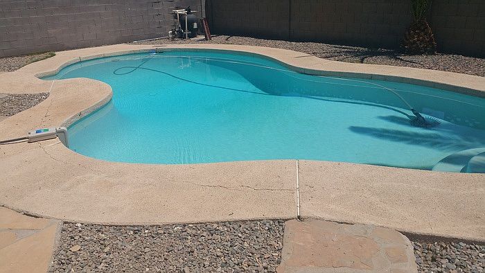 2nd image of 8329 W Glenrosa Ave