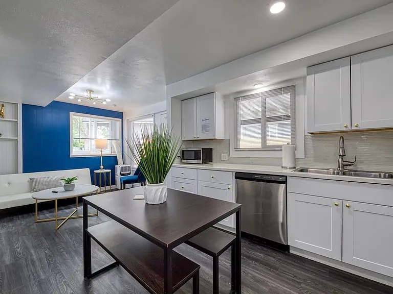 1618 W Boise Ave — Photo 4