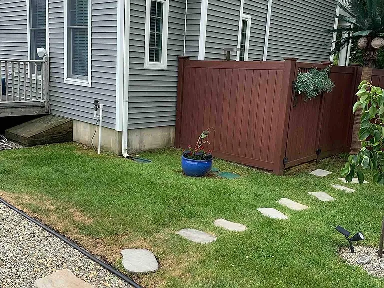 711 Mount Pl — Photo 25