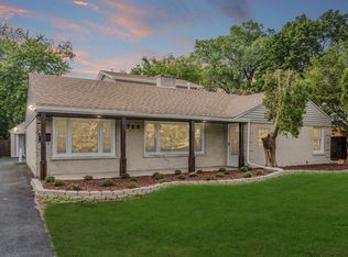 1726 Potter Rd, Park Ridge, IL 60068