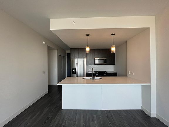 3rd image of 845 W Agatite Ave #5E