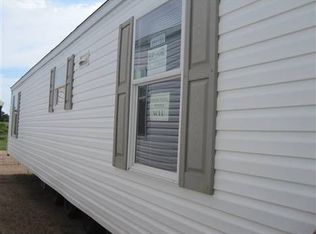 751 Huser Blvd, Schulenburg, TX 78956