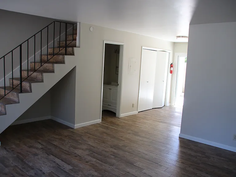 1364 Galleon Way #C — Photo 5