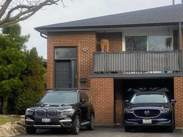 518 Meadows Blvd, Mississauga, ON L4Z 1G6