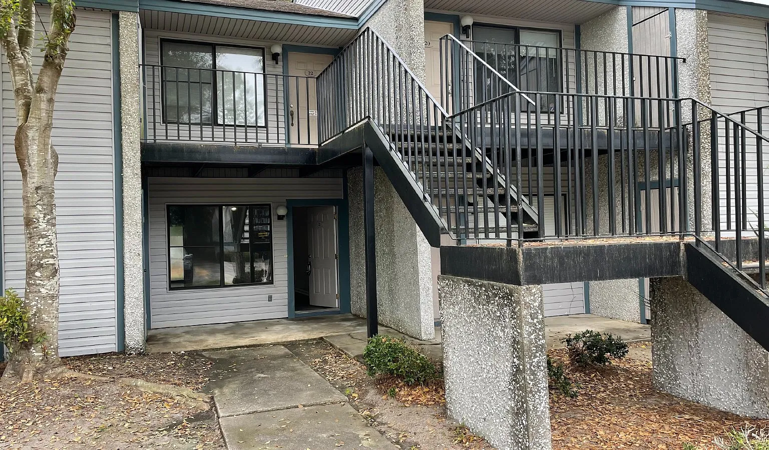 2 bed, 2.0 bath, 900 sqft, $1,225 — Photo 1