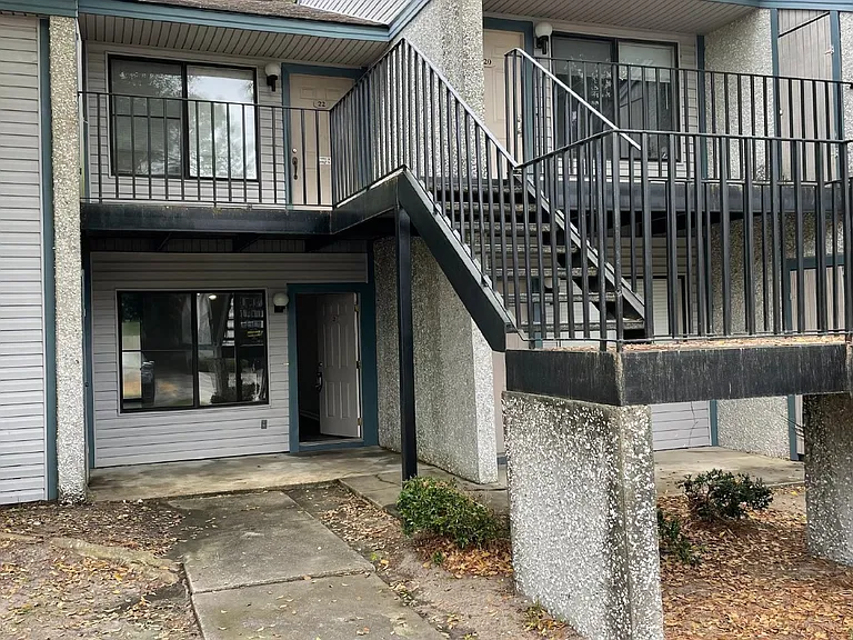 910 Brett Dr #21 — Photo 1