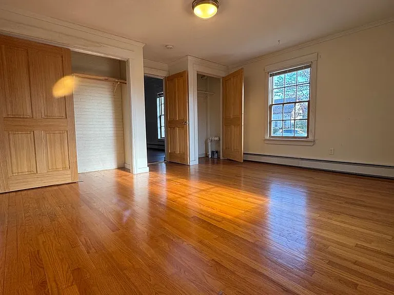 108 Harpswell Rd — Photo 1