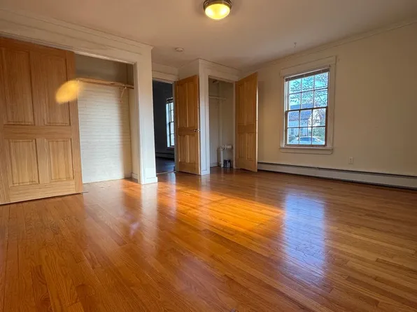 108 Harpswell Rd