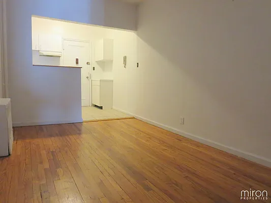 Rented by Miron Properties | media 14