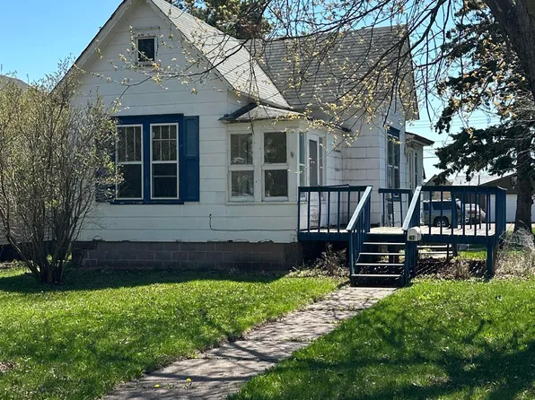 714 10th Ave, Two Harbors, MN 55616