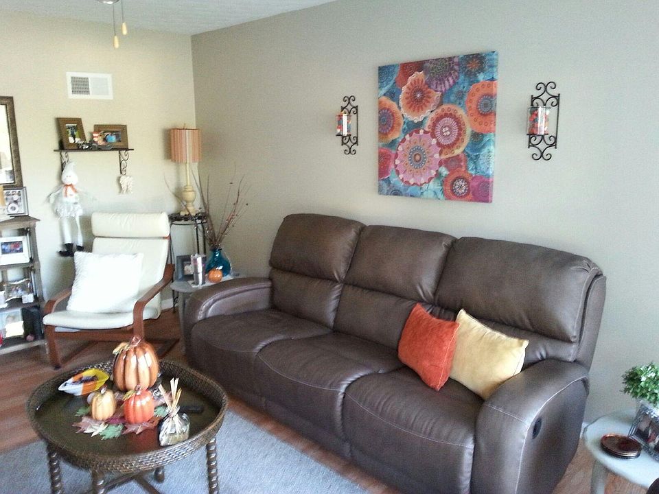 2nd image of 3624 Buckley Rd