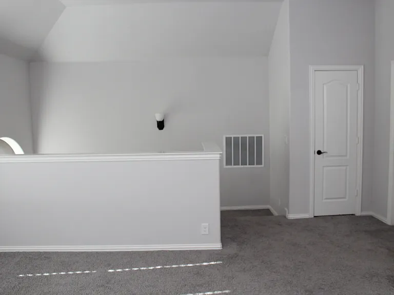 1221 Verheyden Dr — Photo 24