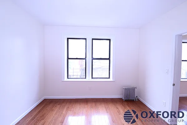 Rented by Oxford Property Group | media 10