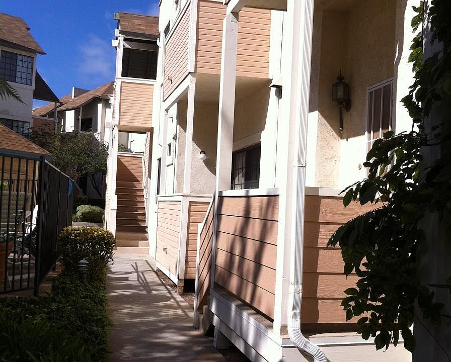 1st image of 9290 Towne Centre Dr Unit 93